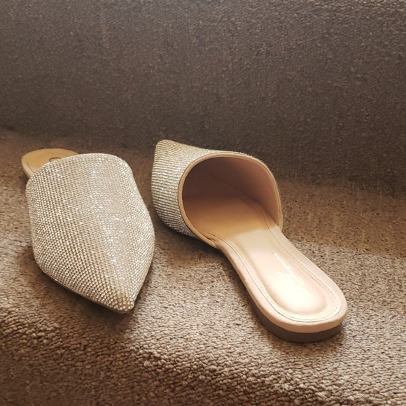 Shoes - Picture 2 of 2